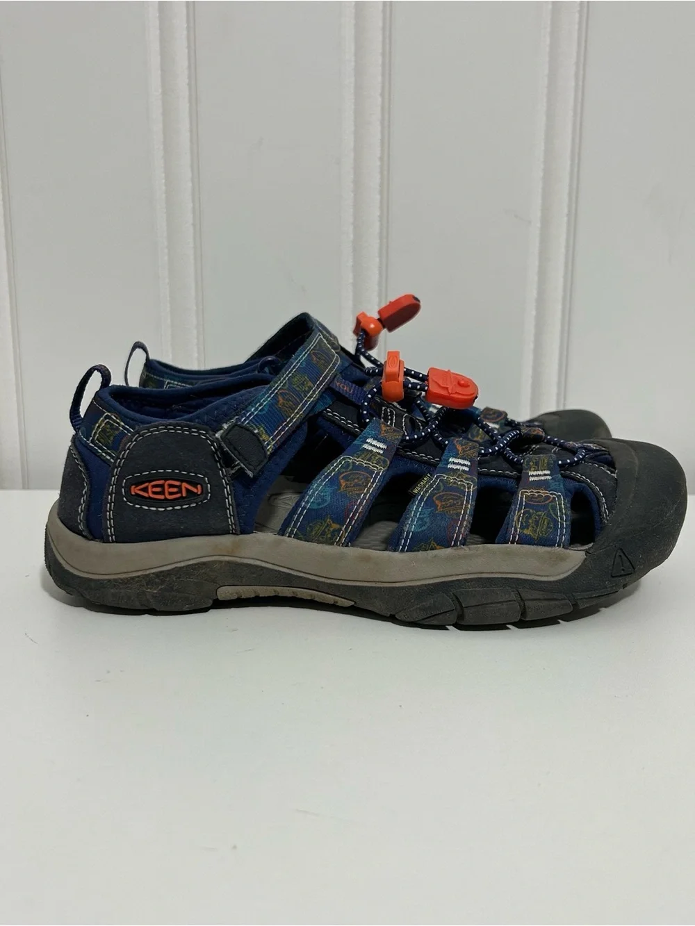 Keen Newport Kids Navy Blue Sandals with Orange Accents Smokey the bear